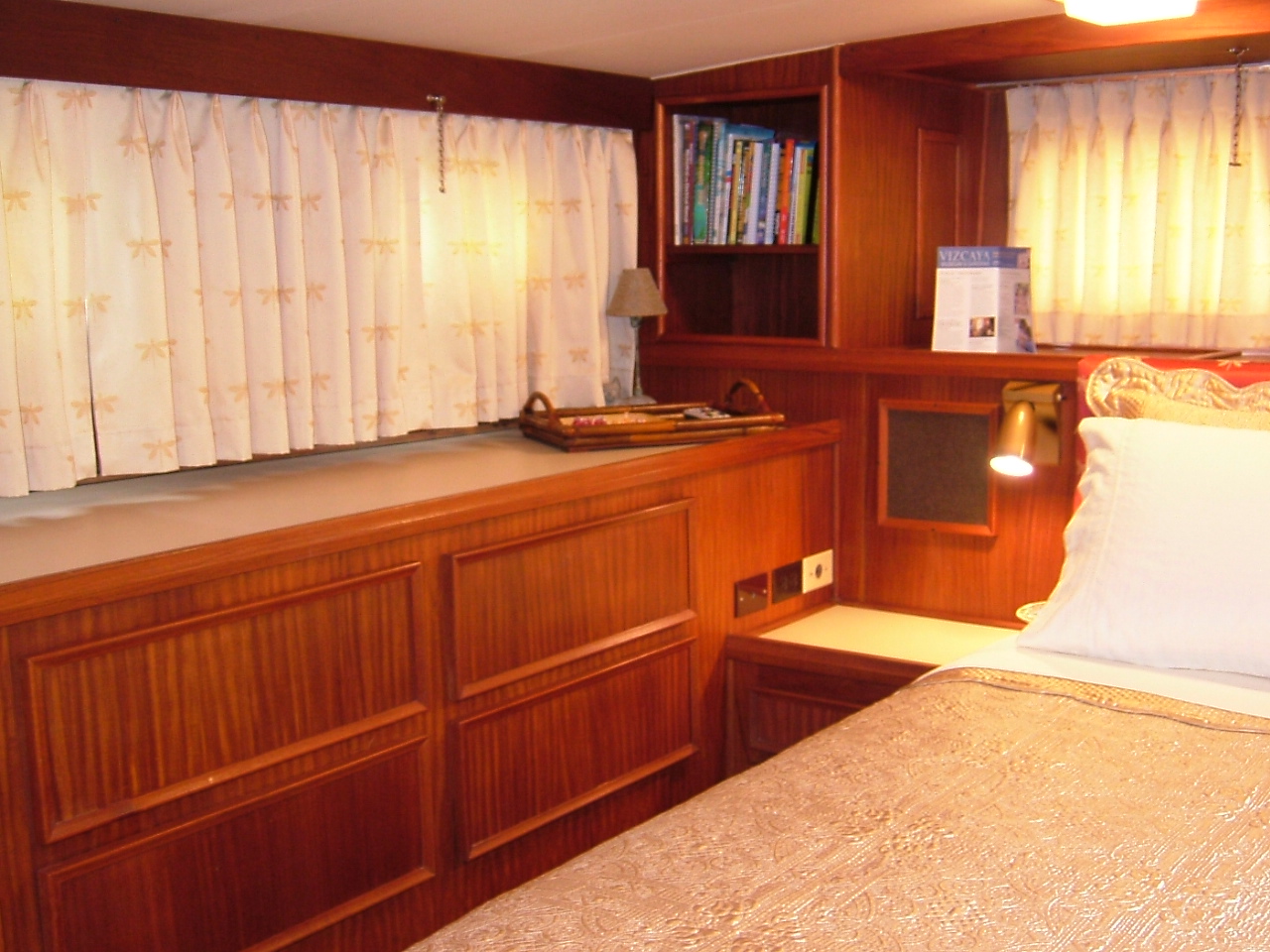 2 Master Stateroom, looking to starboard